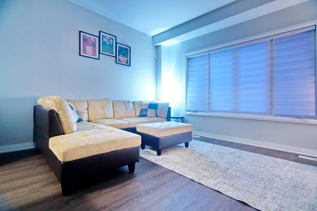Beautiful And Unique Home In Niagara Ngoại thất bức ảnh